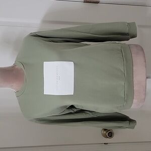 Viktoria & Woods Size 0 (US Size 2) Sage Green Sweatshirt Gently Used Condition.